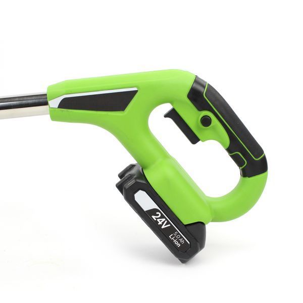 Акумуляторний тример EasyGrassCut 305 з колесами 36020 фото